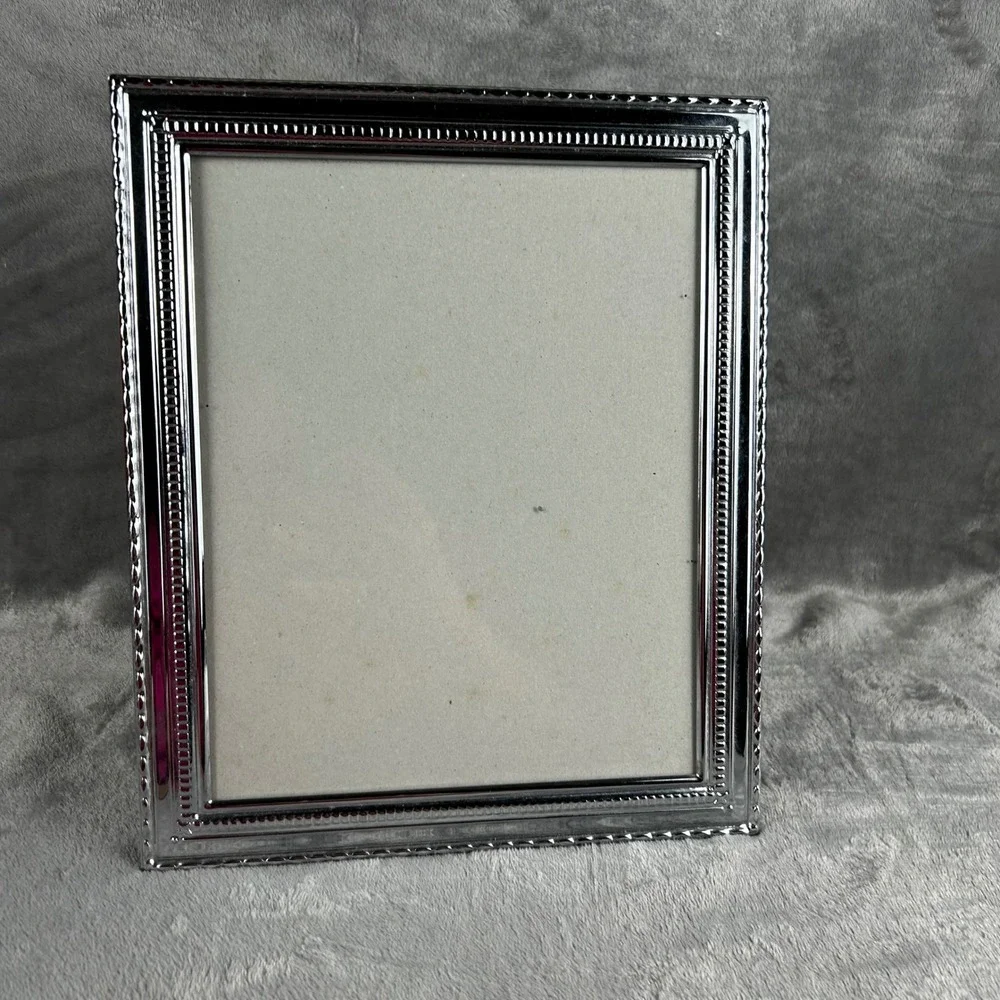 Silver Beaded Metal Picture Frame 8x10 Tabletop Wall Mount Velvet Back